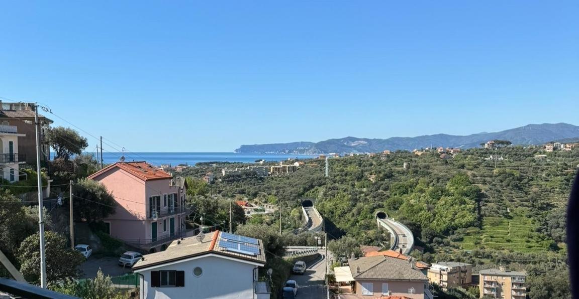 Casa Graziella Bed and Breakfast Celle Ligure Exteriör bild